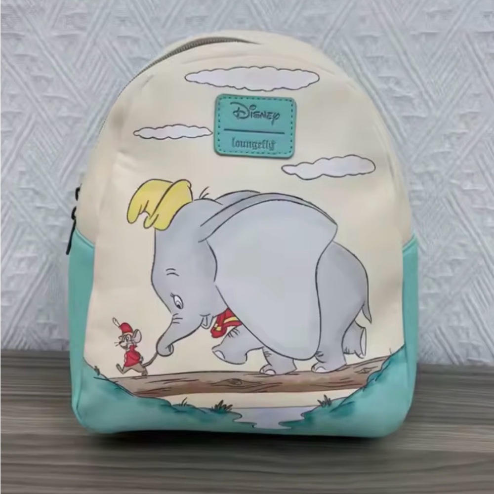 New collectable Loungefly with Dumbo and Timothy mini purse Backpack